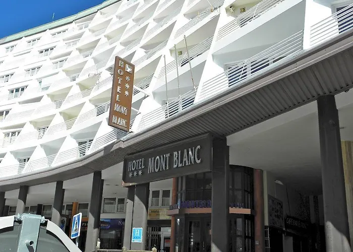 Mont Blanc Hotel 3*